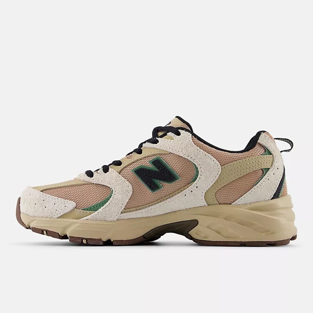 New Balance 530 Athletic Shoe - Linen / Incense / Flat Taupe
